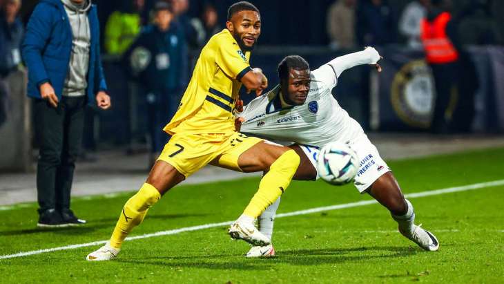 Junior Olaitan (ESTAC)